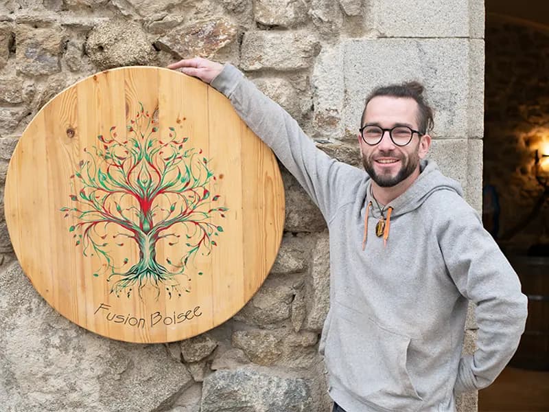 Boutique Fusion Boisée à Mont-Louis, vitrine de créations artisanales en bois et résine époxy